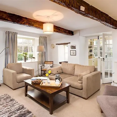 Camellia Holiday home